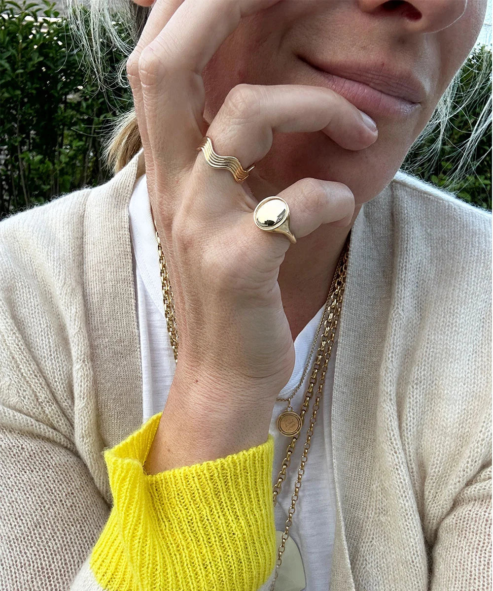Corinna Signet Ring