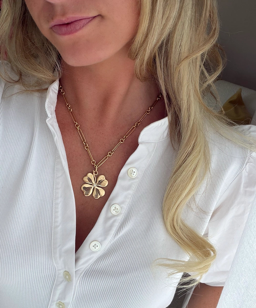 Four Leaf Clover Pendant, Emerald