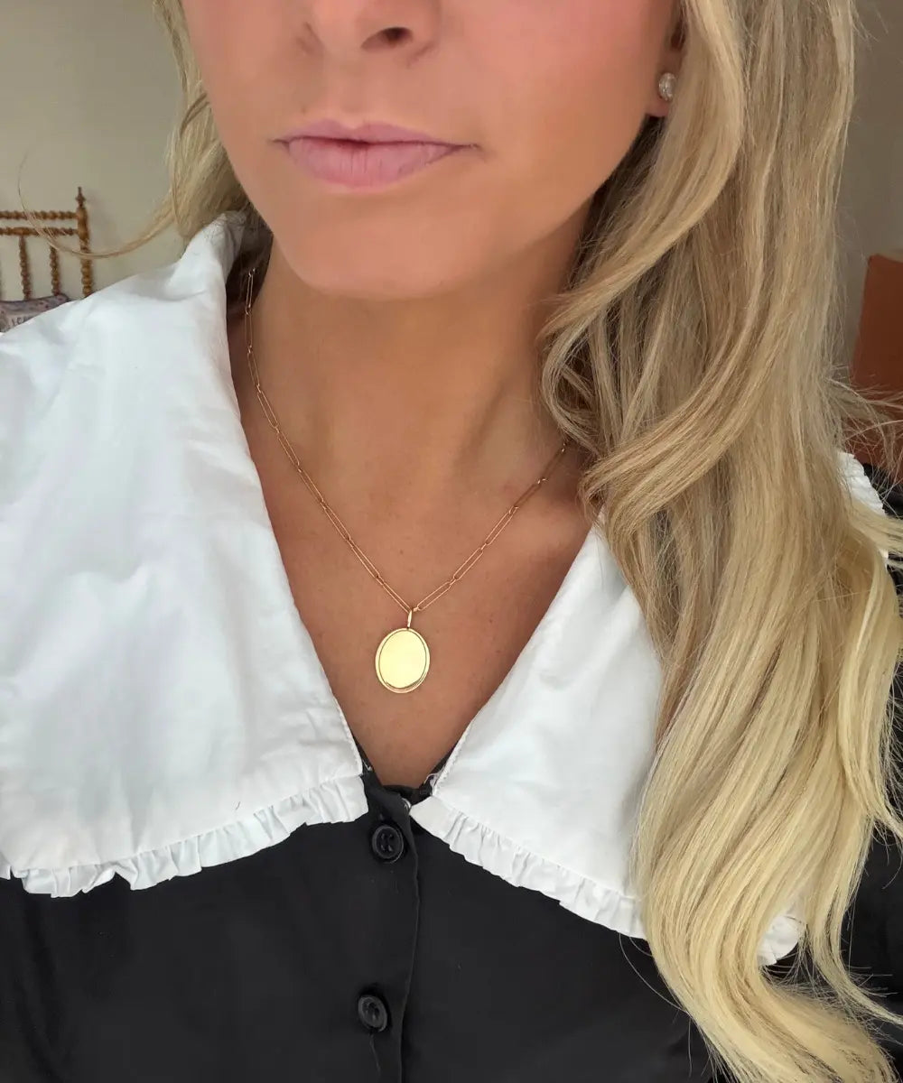 Corinna Pendant