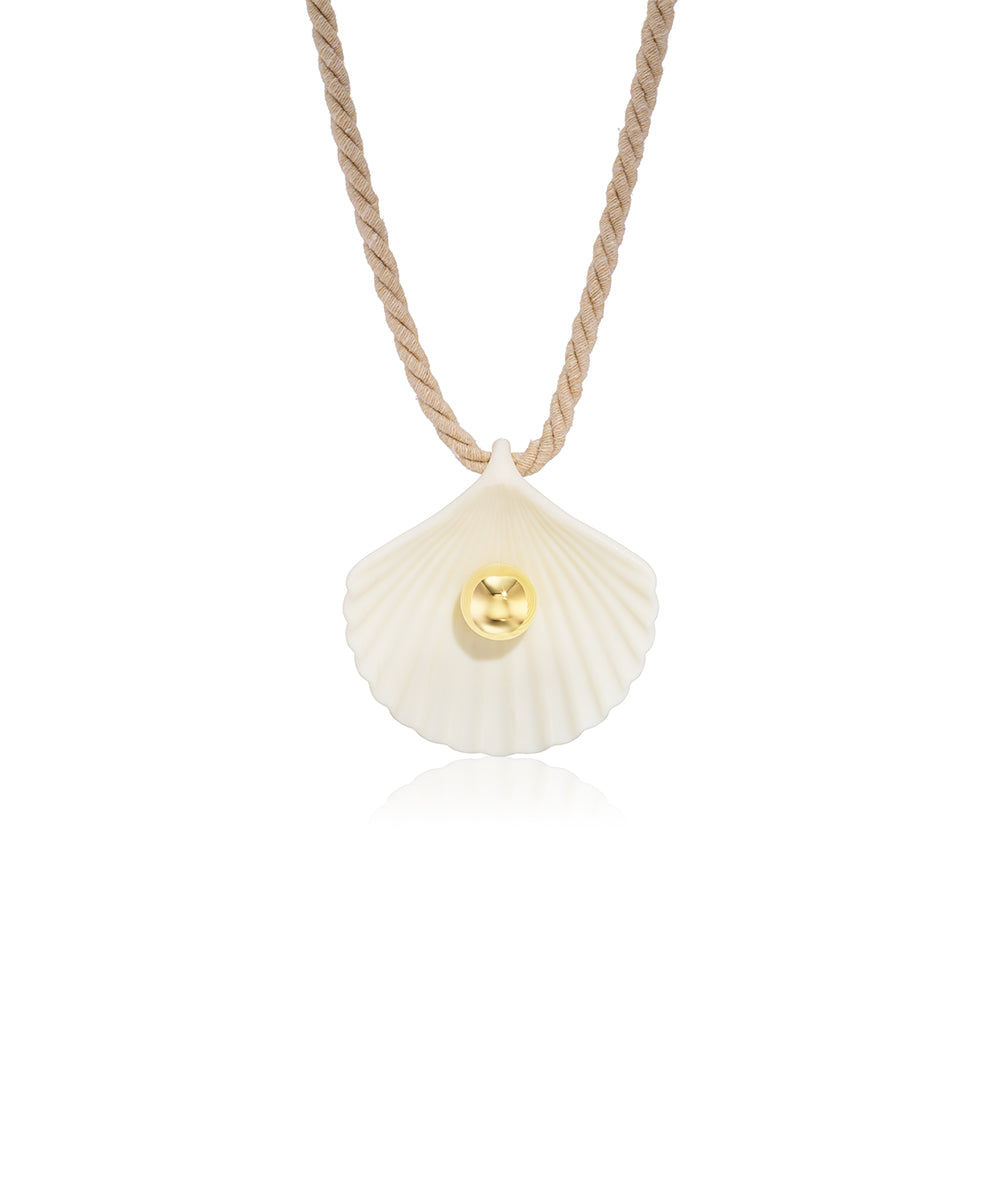 Seashell Necklace, Ivory
