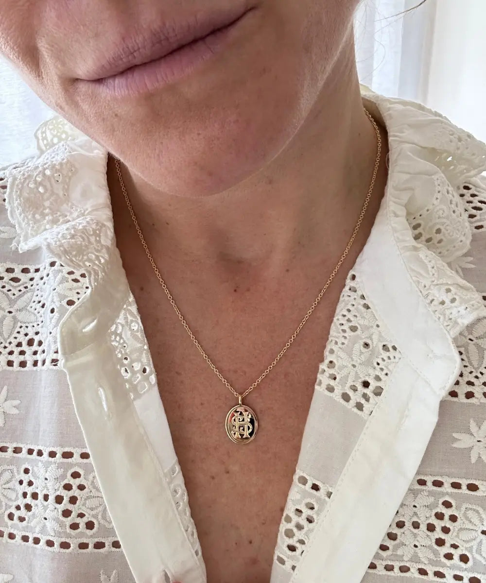 Corinna Pendant